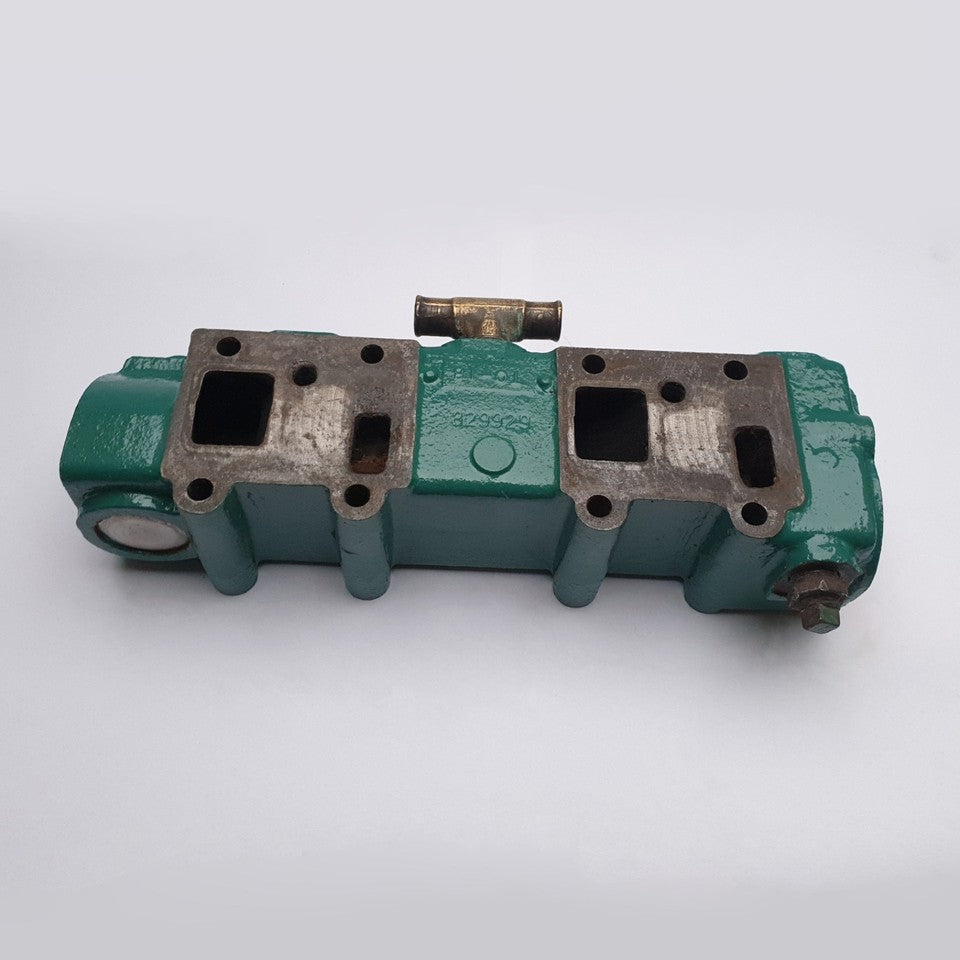 MD2 Exhaust Manifold Bottom View 