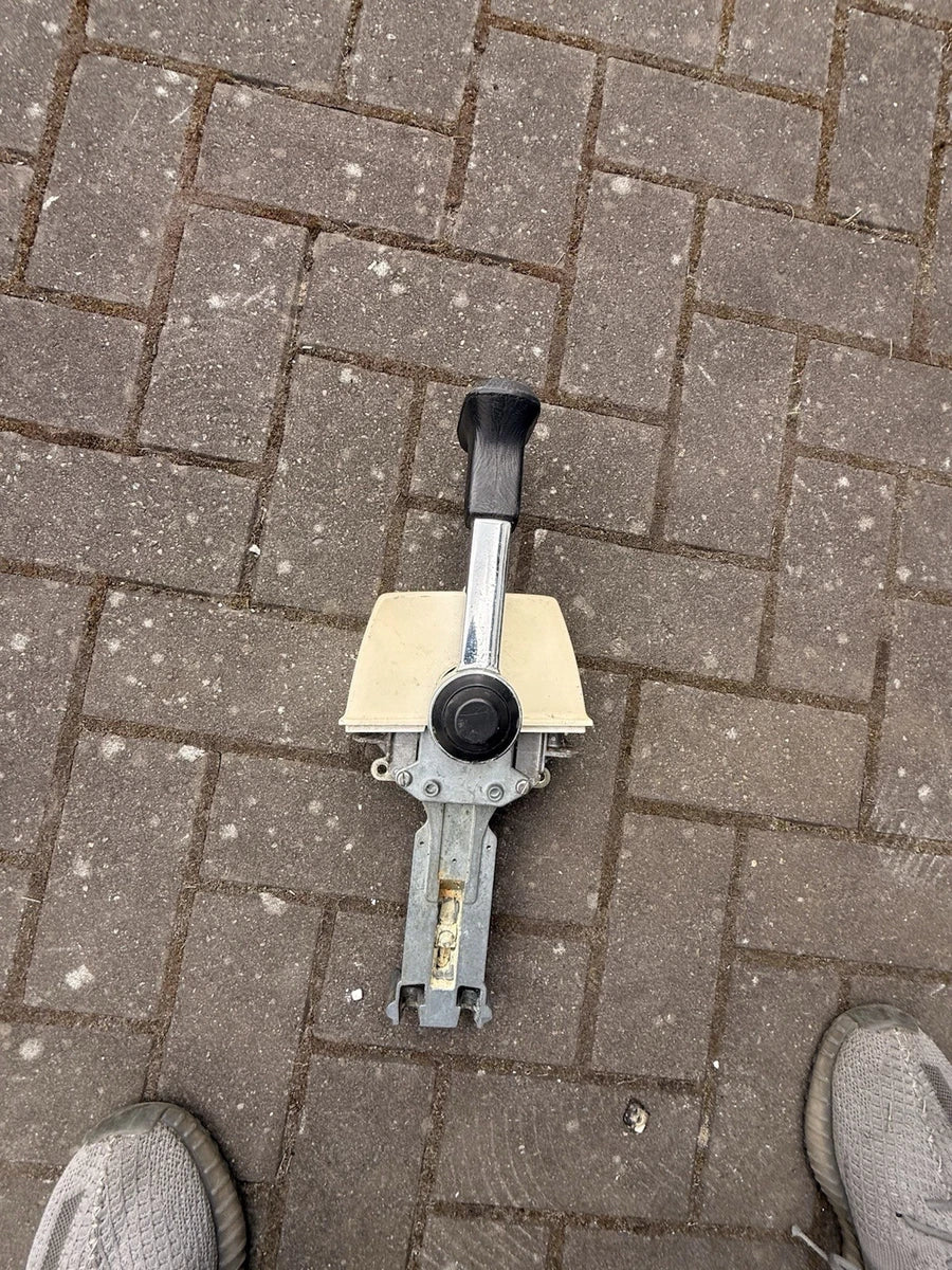 Volvo Penta Throttle Shift Mechanism and Handle
